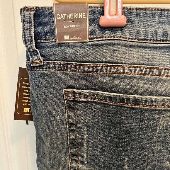 KUT FROM THE KLOTH NWT AUTHENTIC “CATHERINE BOYFRIEND” WITH PATCHES FRAYED JEAN - Picture 11 of 17